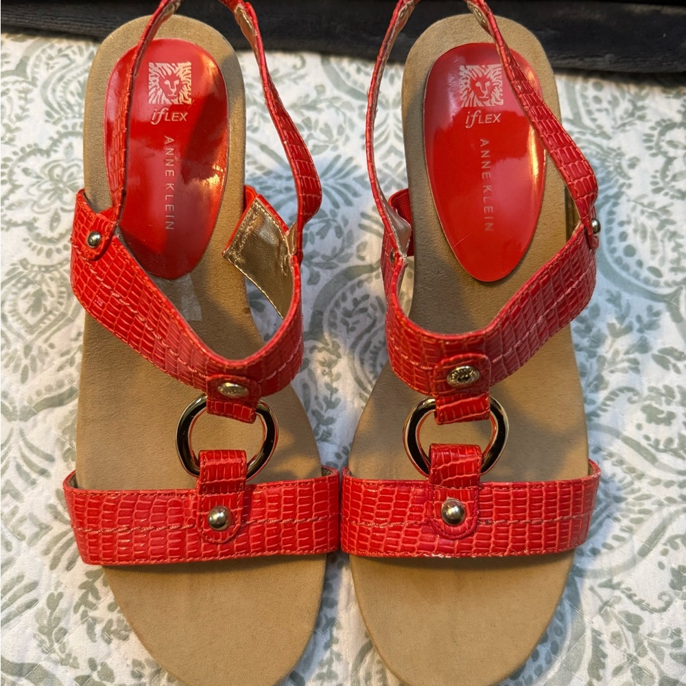 NWT Anne Klein iFlex Red Wedge Sandals
